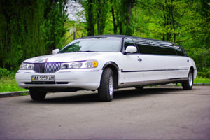 Лимузин Lincoln Town Car